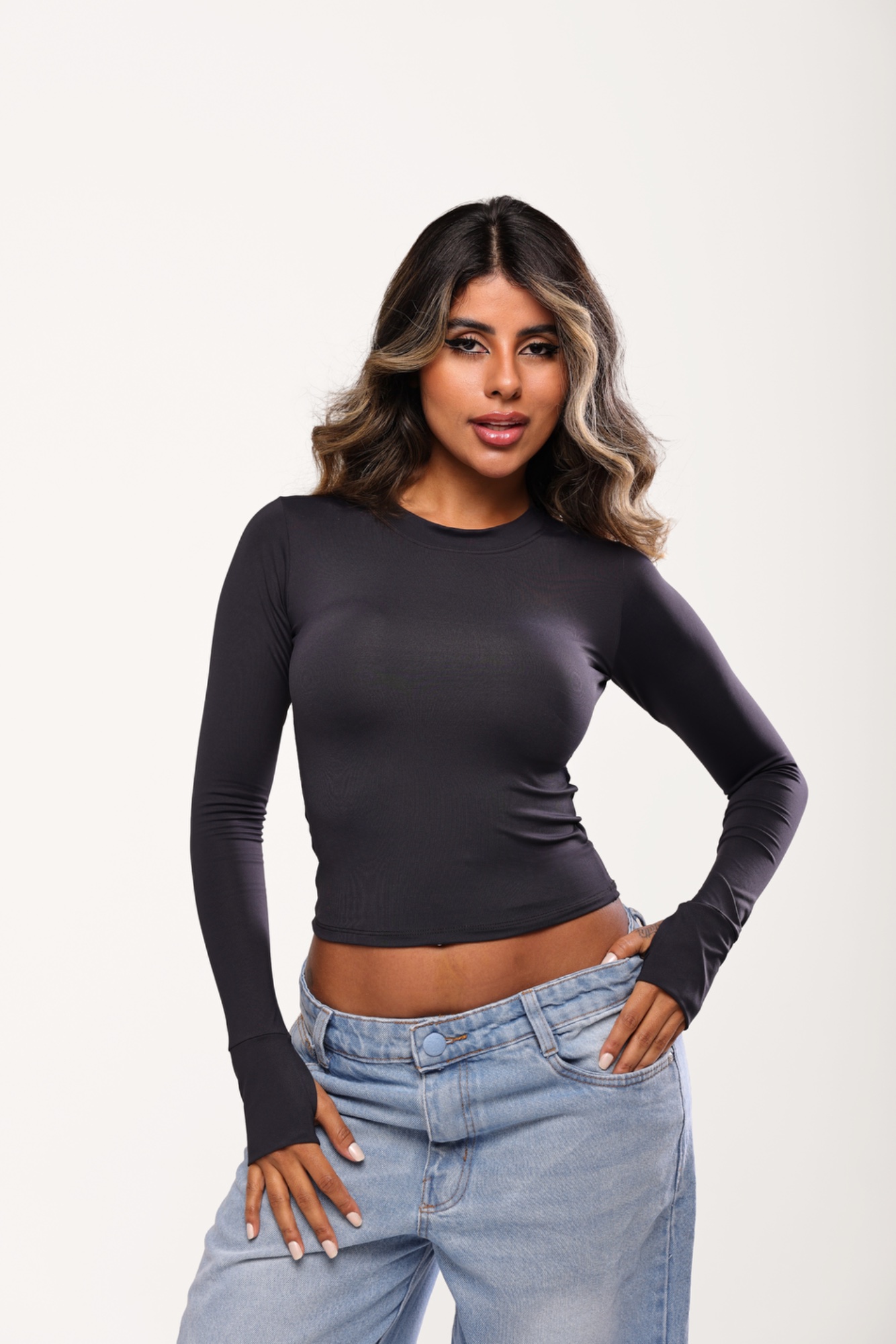 Blusa Bel na cor Preto foto 2