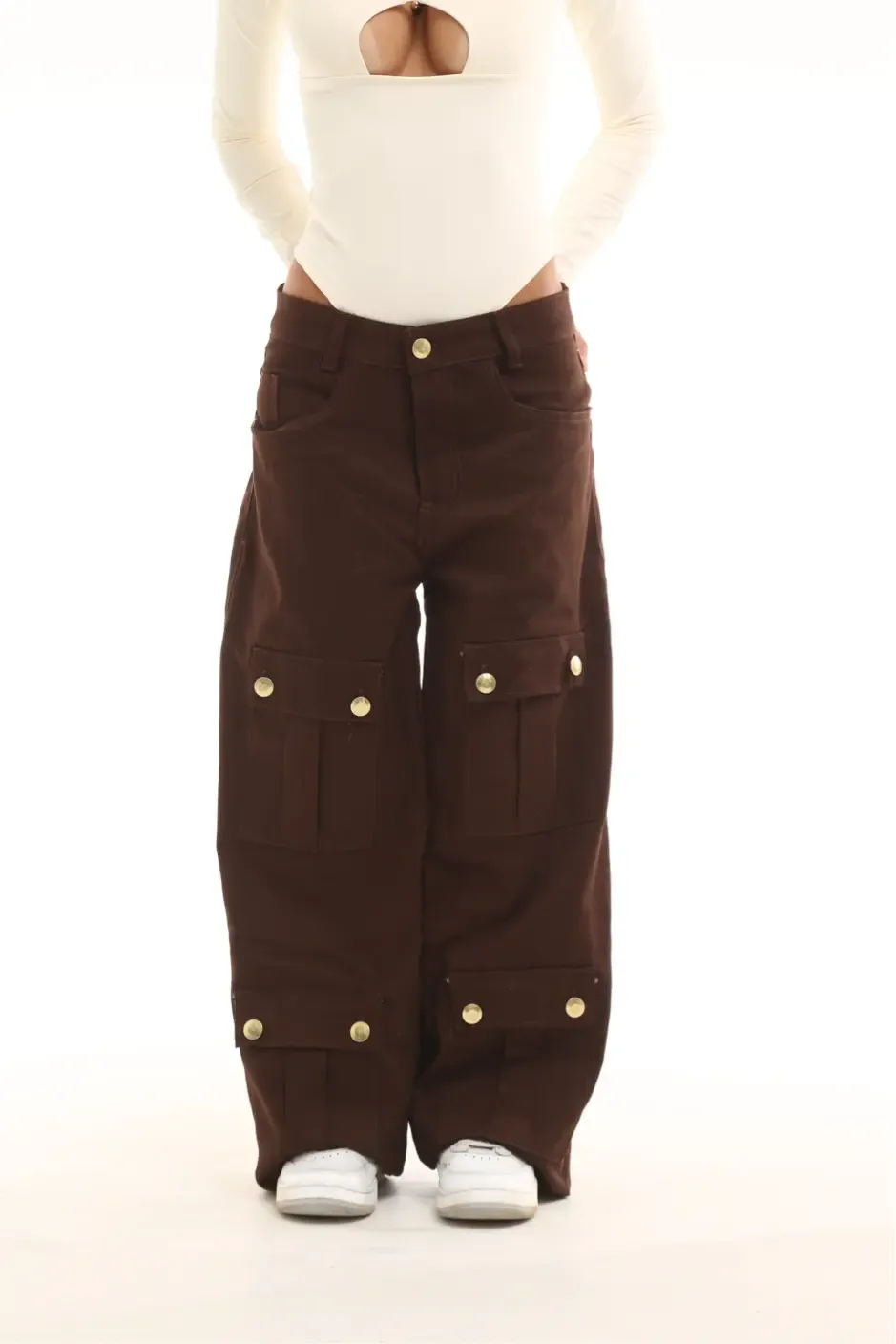 Calça cargo marrom na cor Marrom foto 2