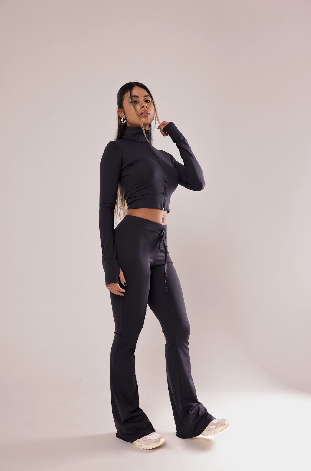 Calça Britney na cor Preto foto 3