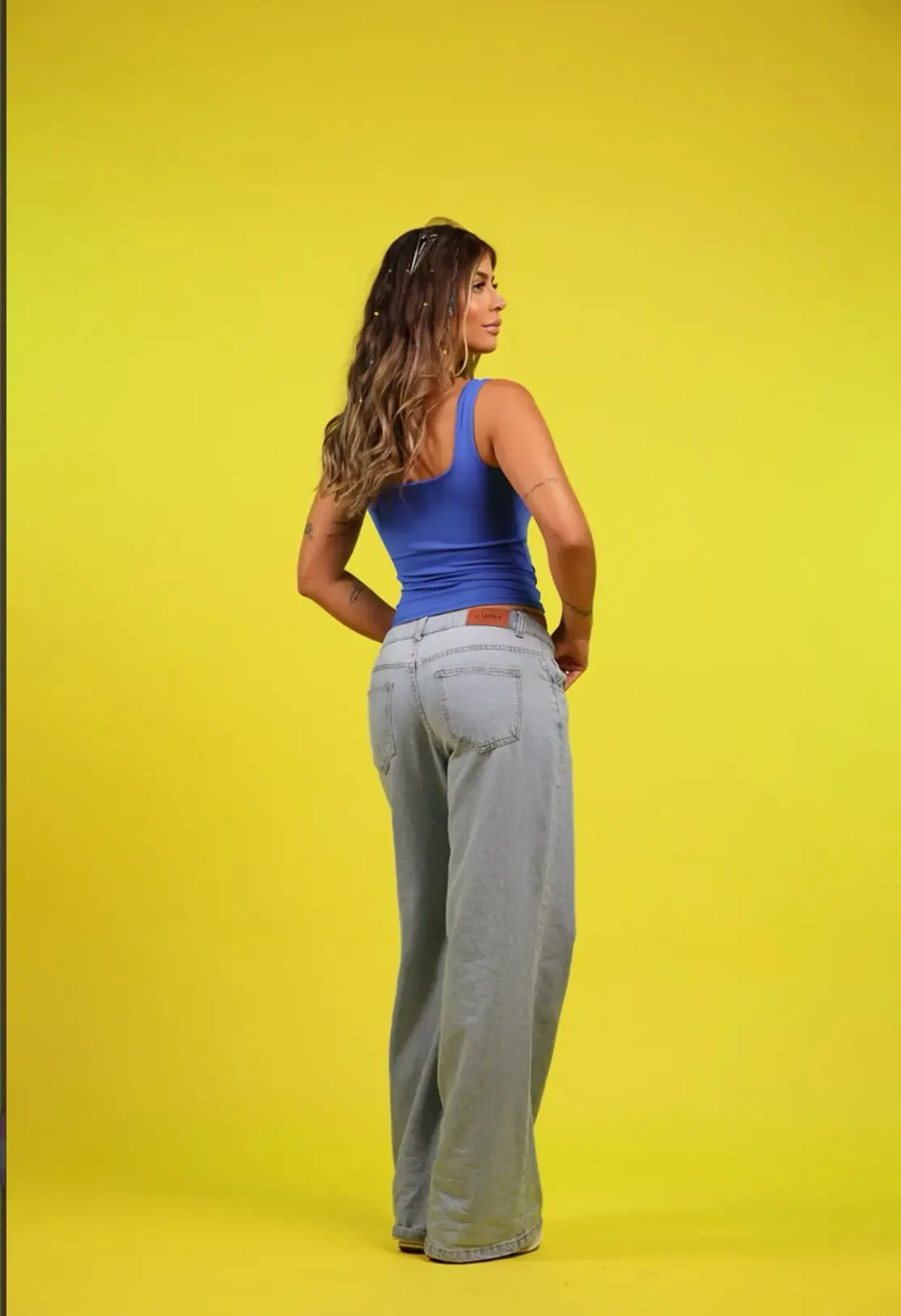 Regata Latinas na cor Azul foto 2
